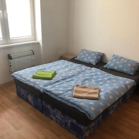 Apartmany - Skolni Chomutov Ngoại thất bức ảnh