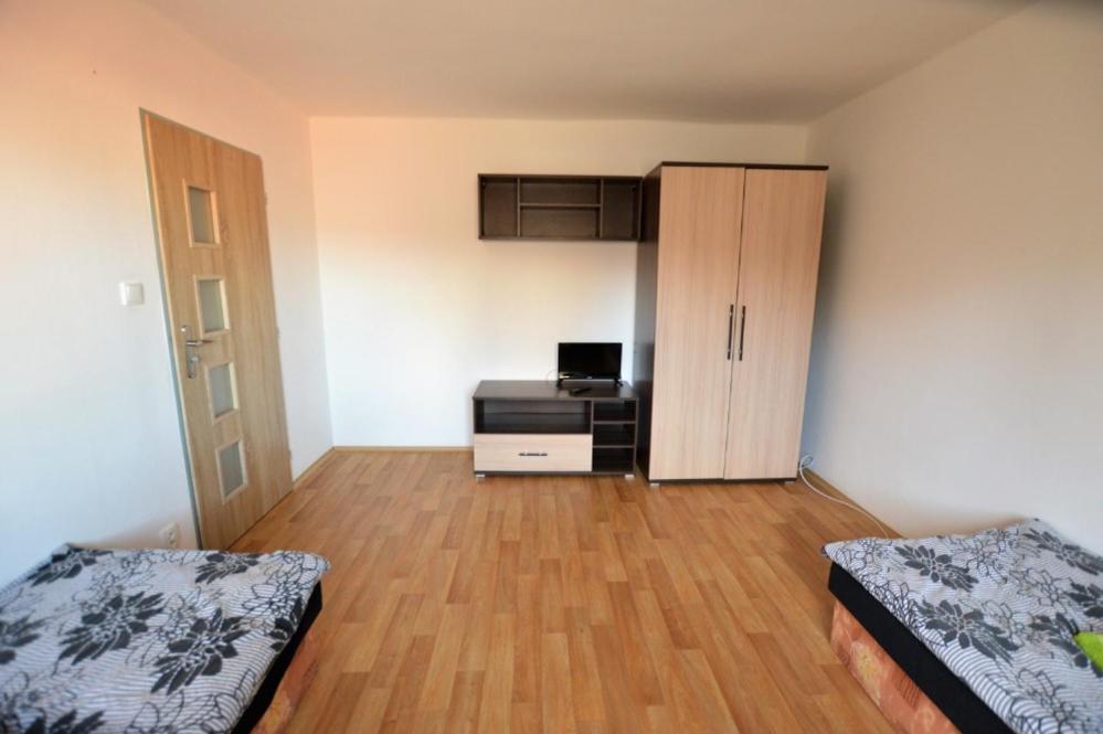 Apartmany - Skolni Chomutov Ngoại thất bức ảnh