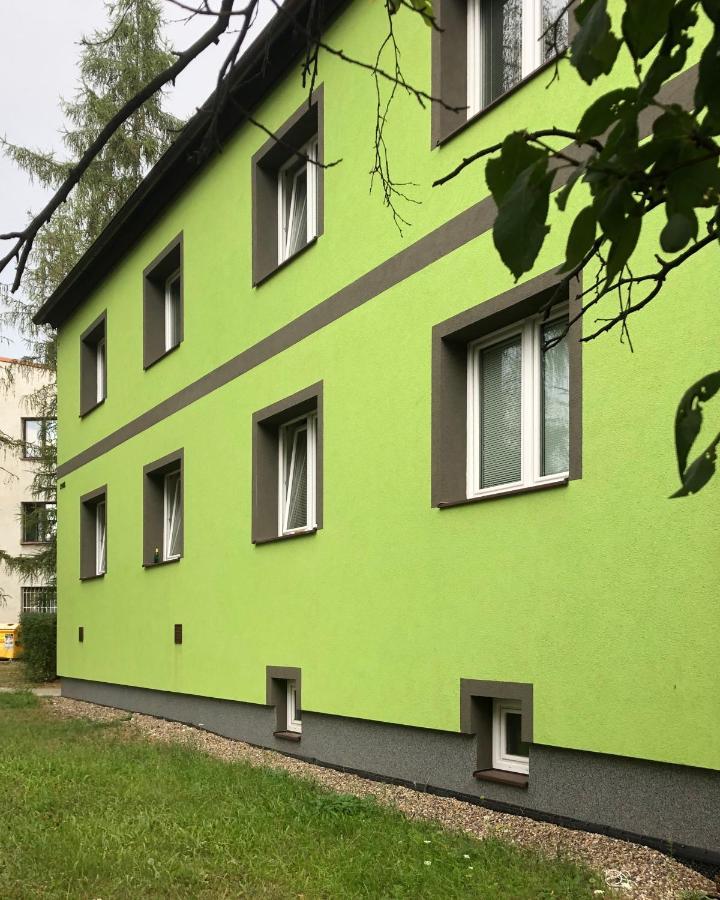 Apartmany - Skolni Chomutov Ngoại thất bức ảnh